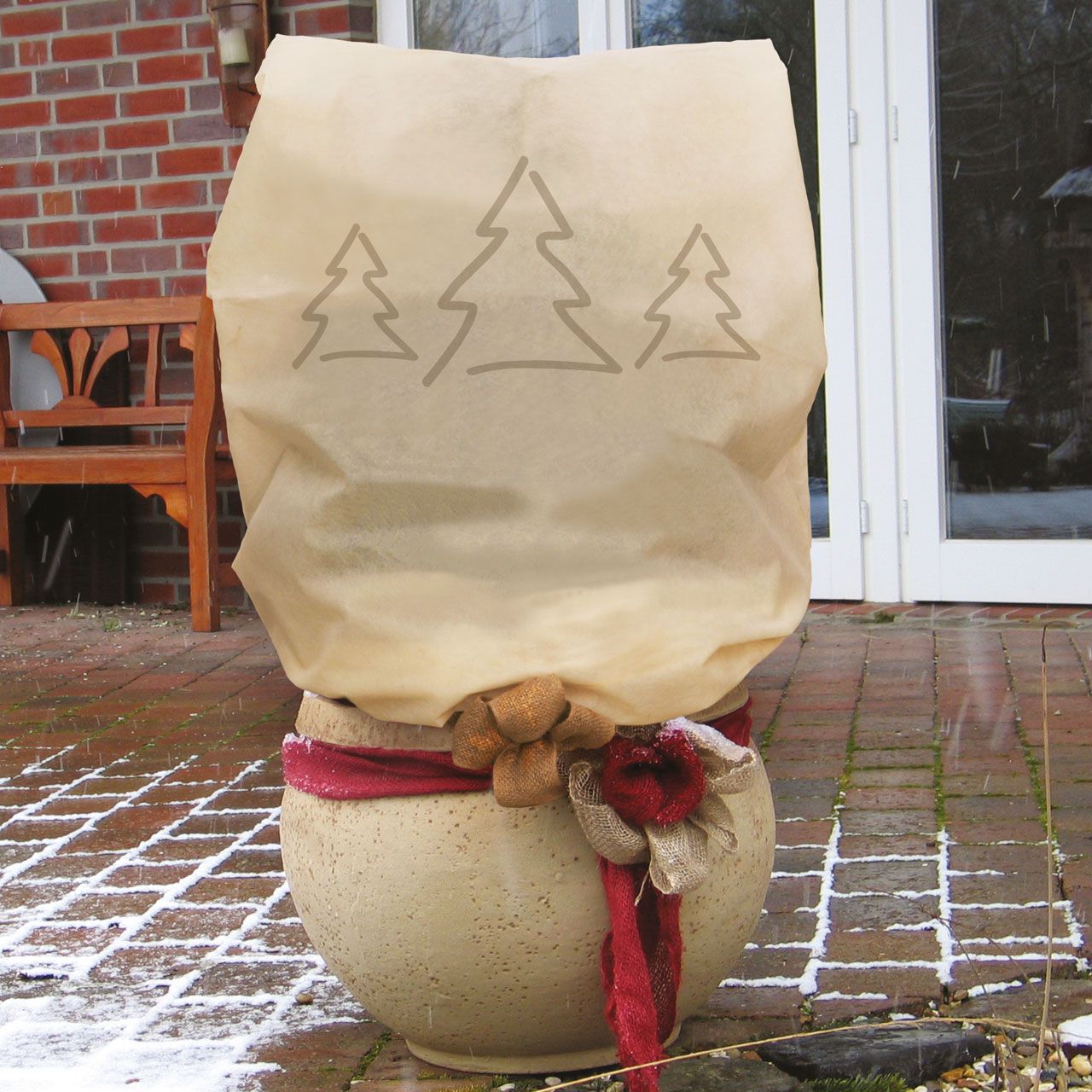 V28433_Winterschutz_Vlieshaube_Tannenbaeume_beige-braun_1280x1280.jpg