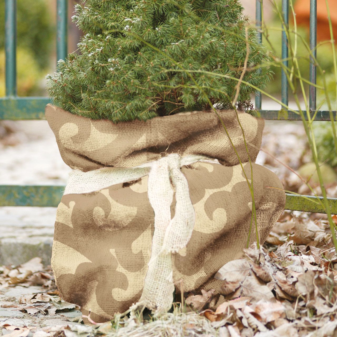 Jutesack Garten im Winter, Ornament natur/beige